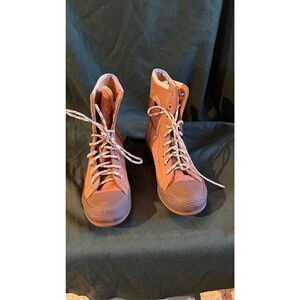 Converse Women's All-Star Chuck Taylor Lady Outsider Hi Top Boot Pink Tan Size 6